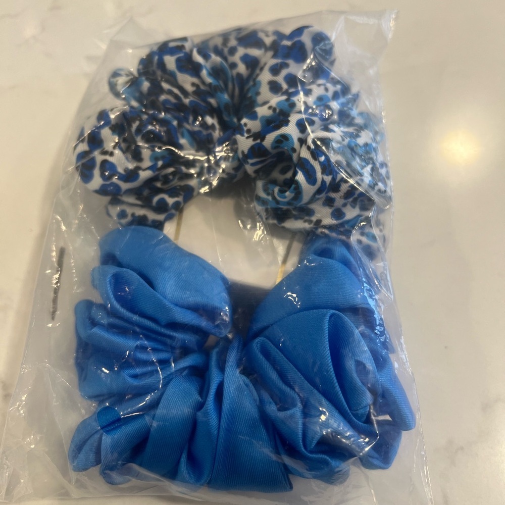 Lily Pulitzer Hair Scrunchie Set Blue & White NWT